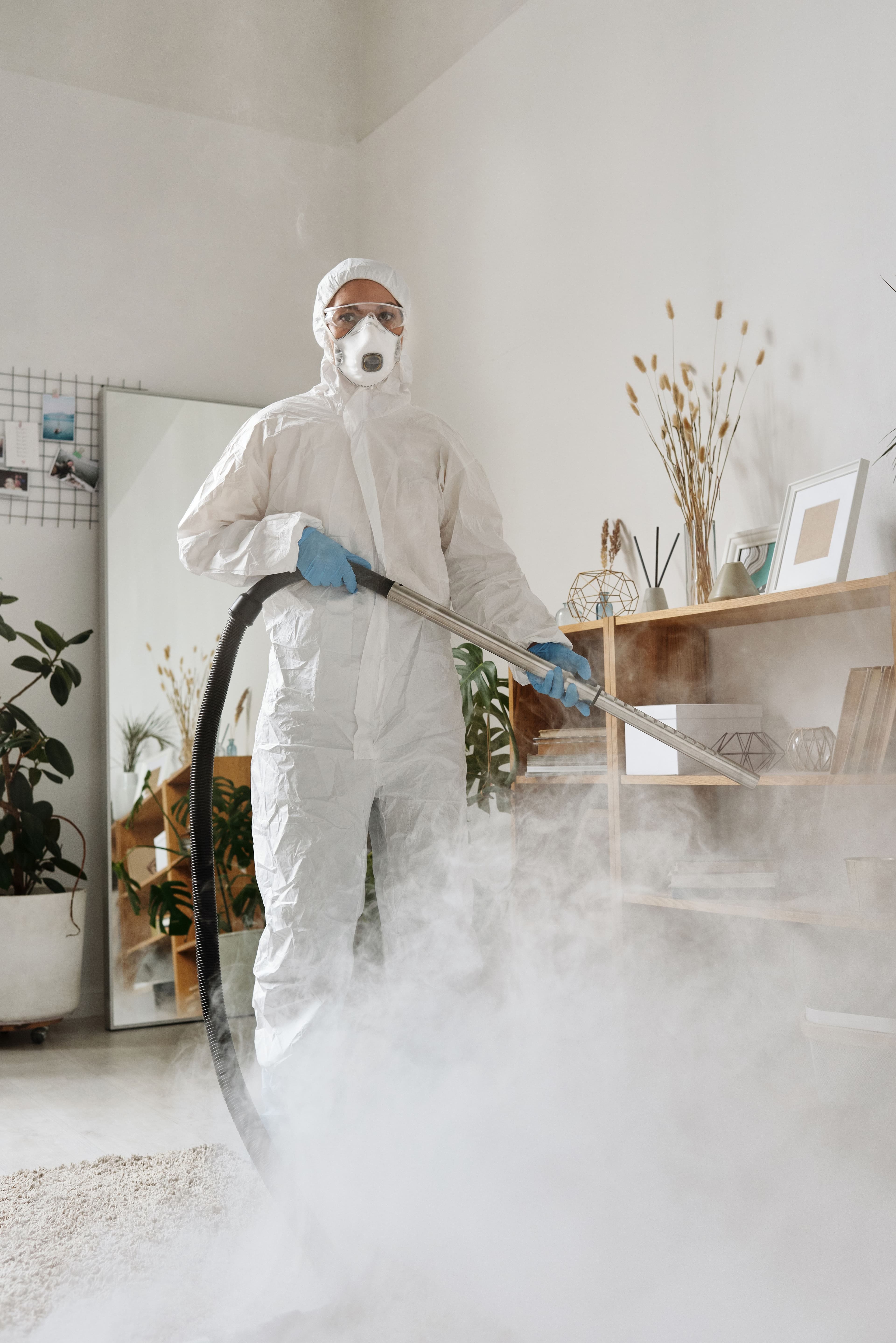 Protective gloves and specialist cleaning preparation for sharps risk assessment